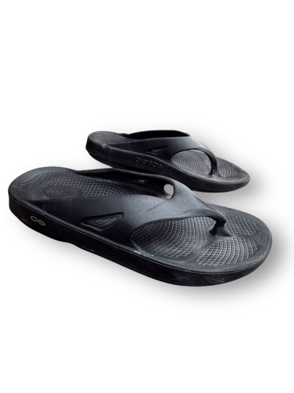 Oofos Black Recovery Flip Flops Ultimate Comfort Men’s size 10 Women’s size 12
